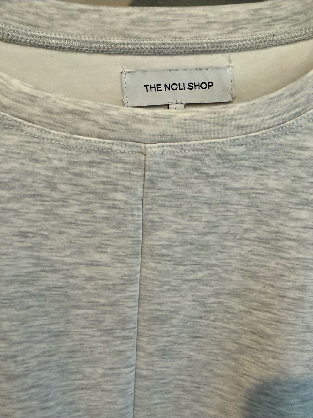 The Noli Shop Daphne Soft T-Shirt - Picture 2 of 4